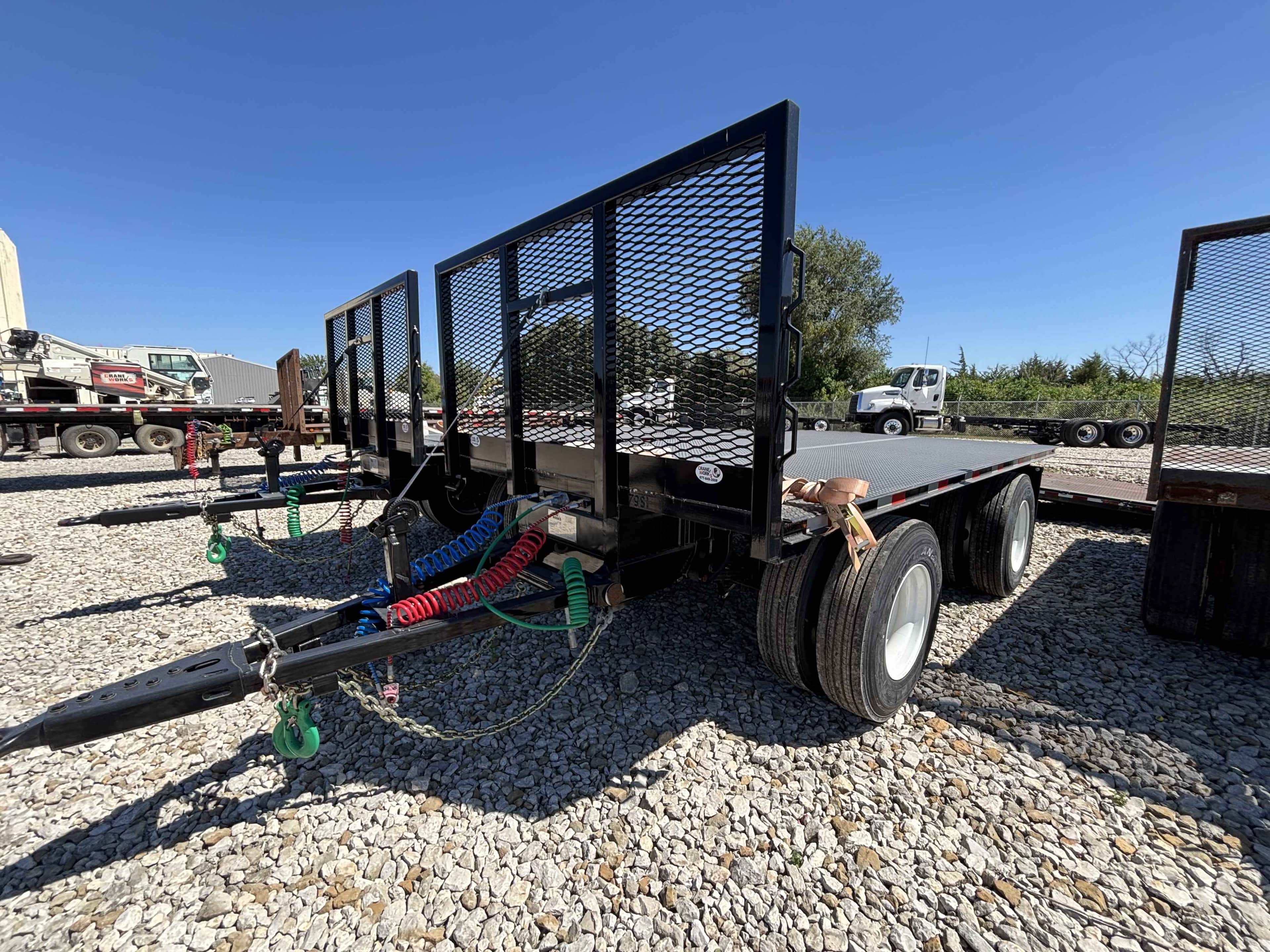 2025 CraneWorks 16SA Pup Trailer