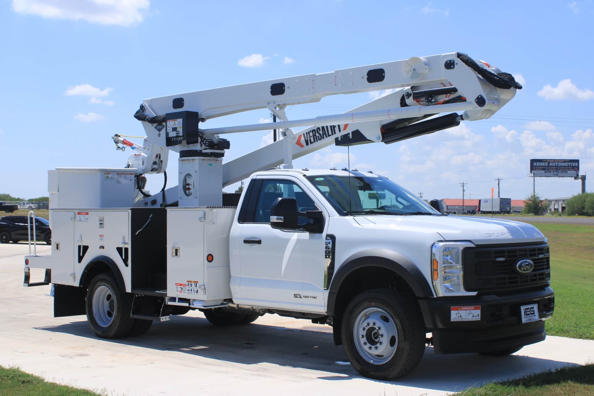 2026 Versalift VST-55-HDI