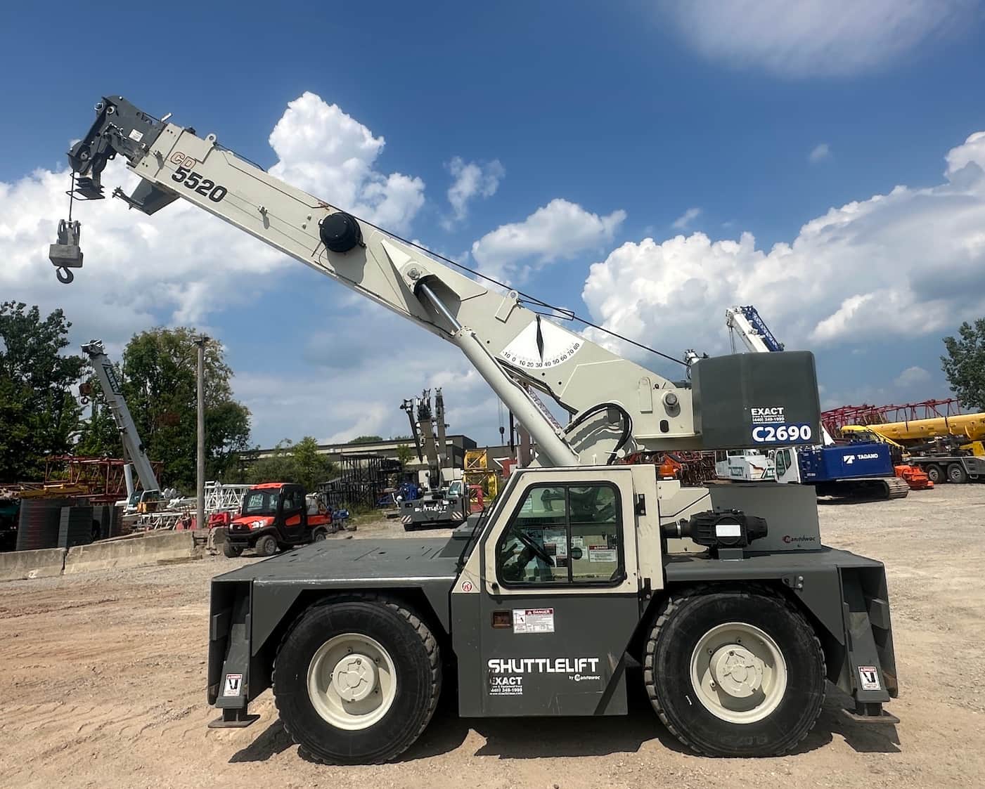 2015 Shuttlelift CD5520