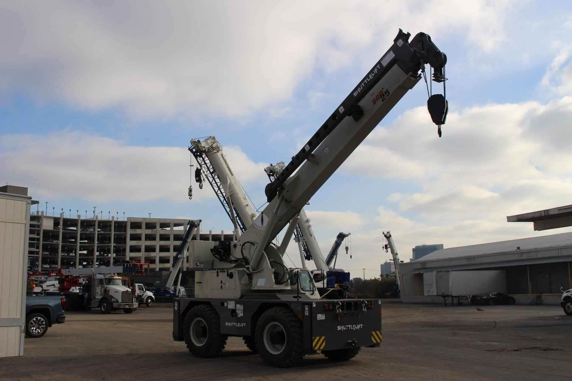 2025 SHUTTLELIFT SCD25