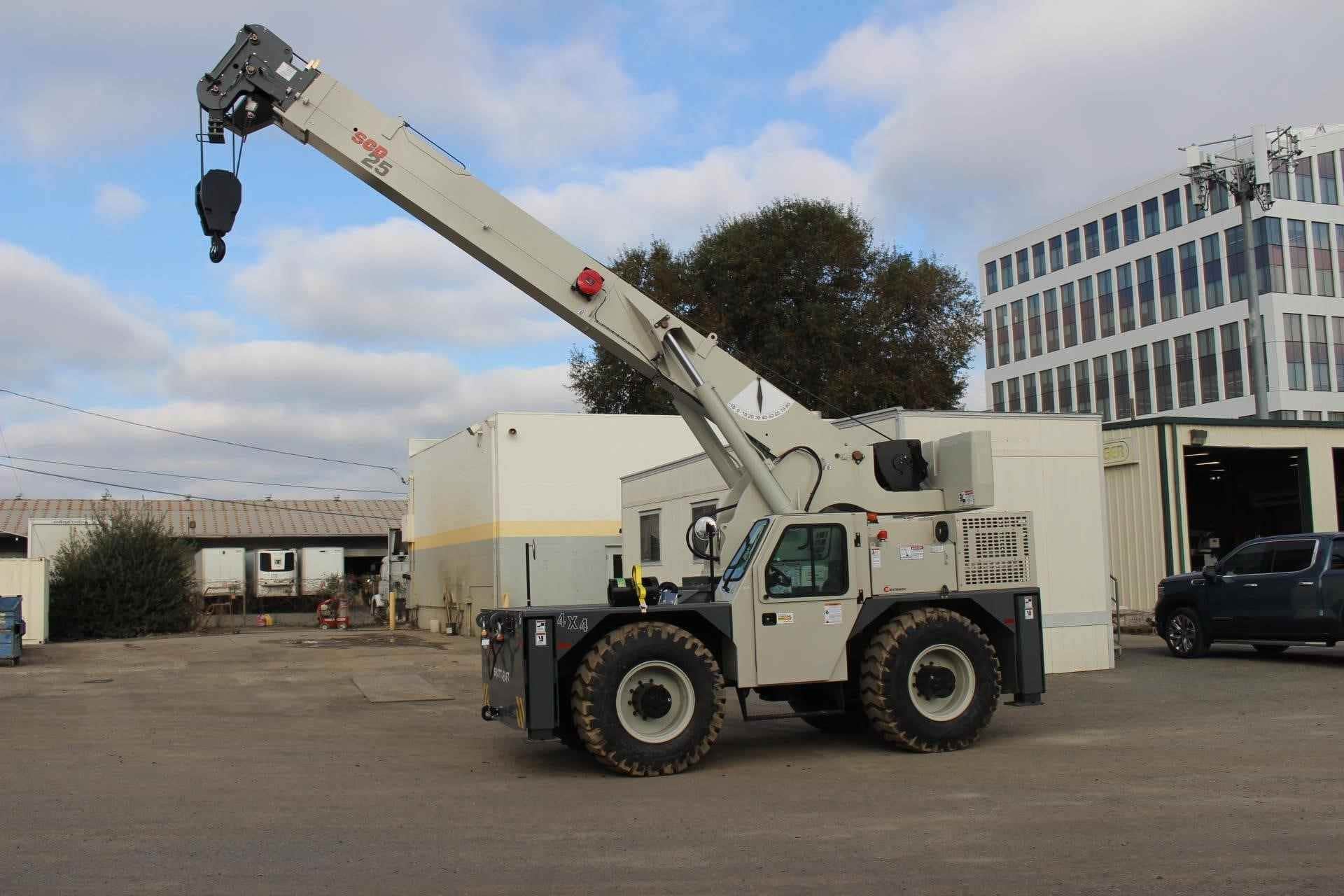 2025 SHUTTLELIFT SCD25