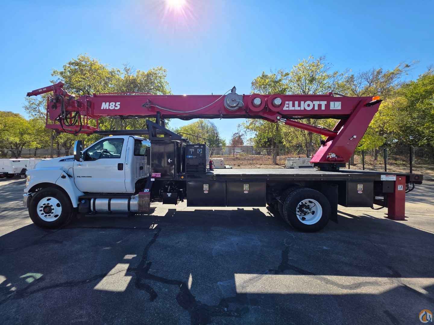 2018 Elliott M85