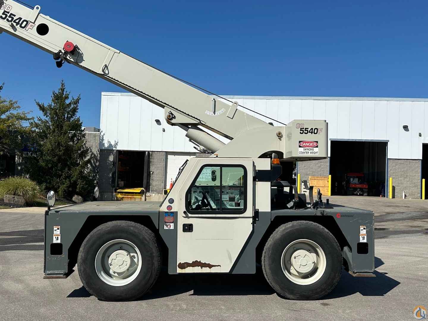 2019 Shuttlelift CD5540F