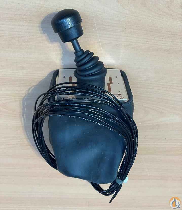 9904991442 - SHIFTER