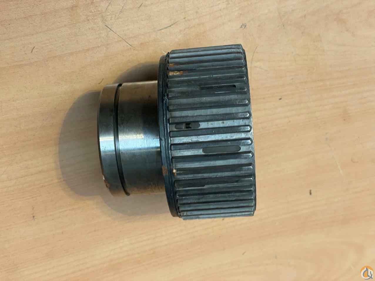 9904105258 - HUB & RING