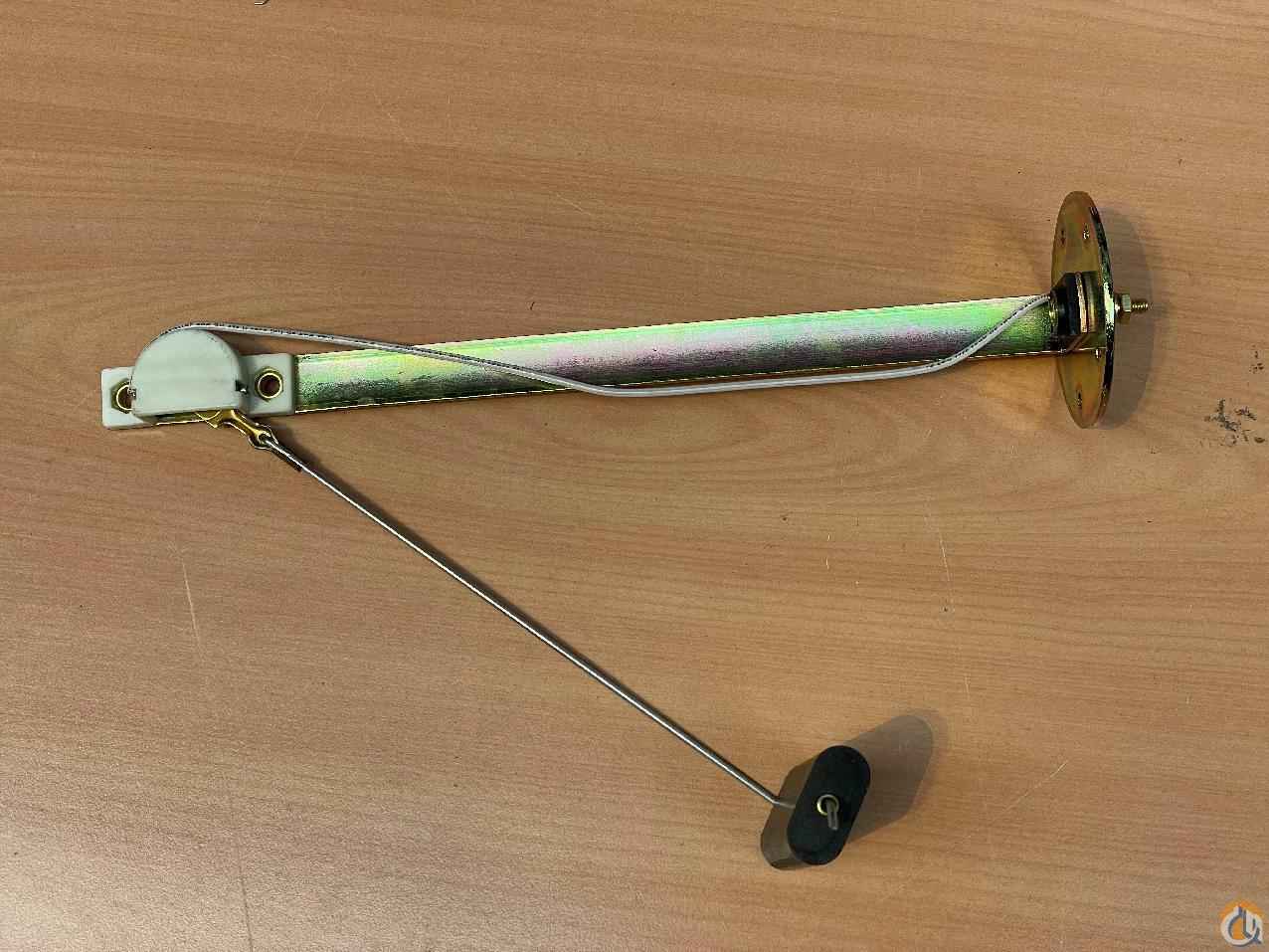 7486001902 - FUEL SENDER