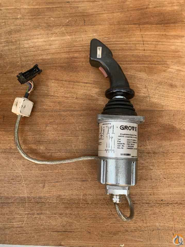 3078546-U - CONTROL LEVER-USED CHECKED