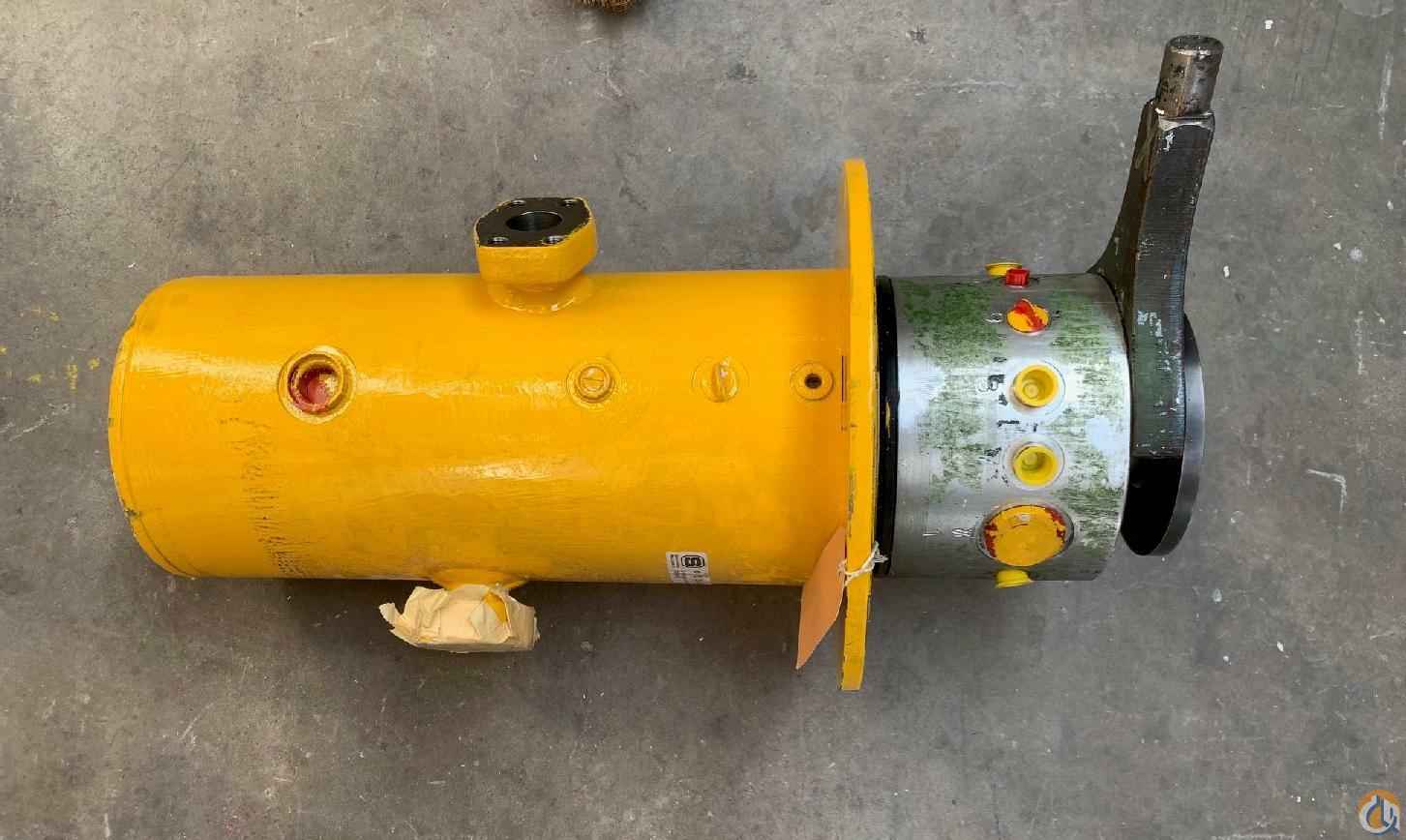 3053617-R - SWIVEL- REFURBISHED