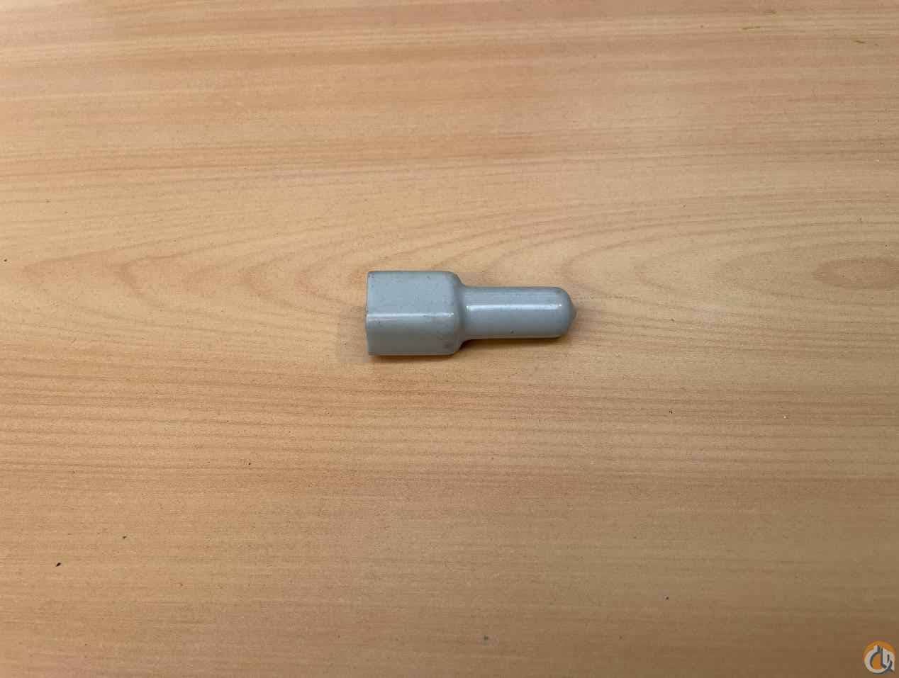 7172000568 - BOOT, CONNECTOR