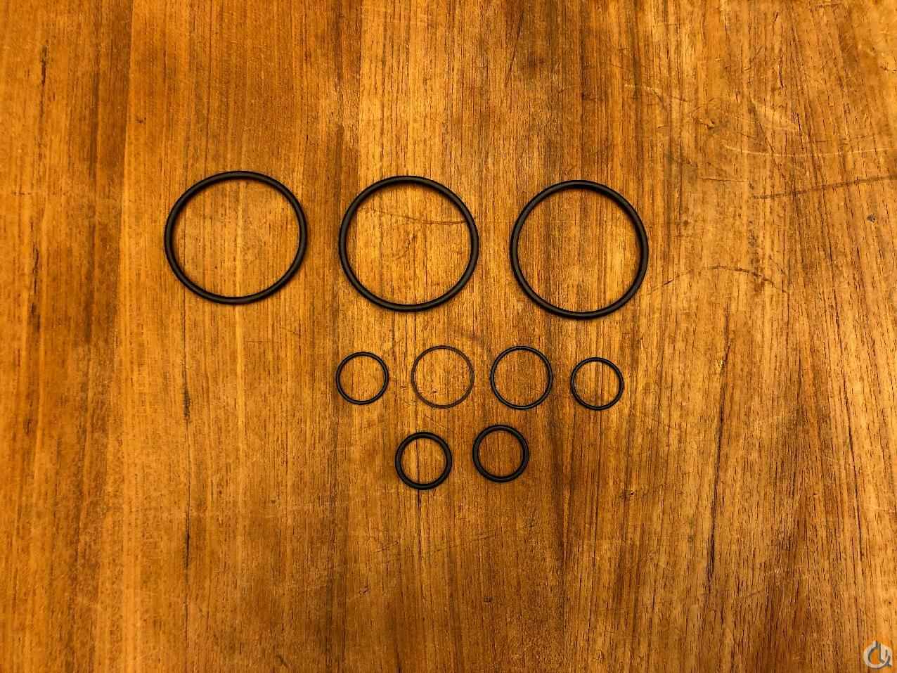 9926111915 - KIT, SEAL