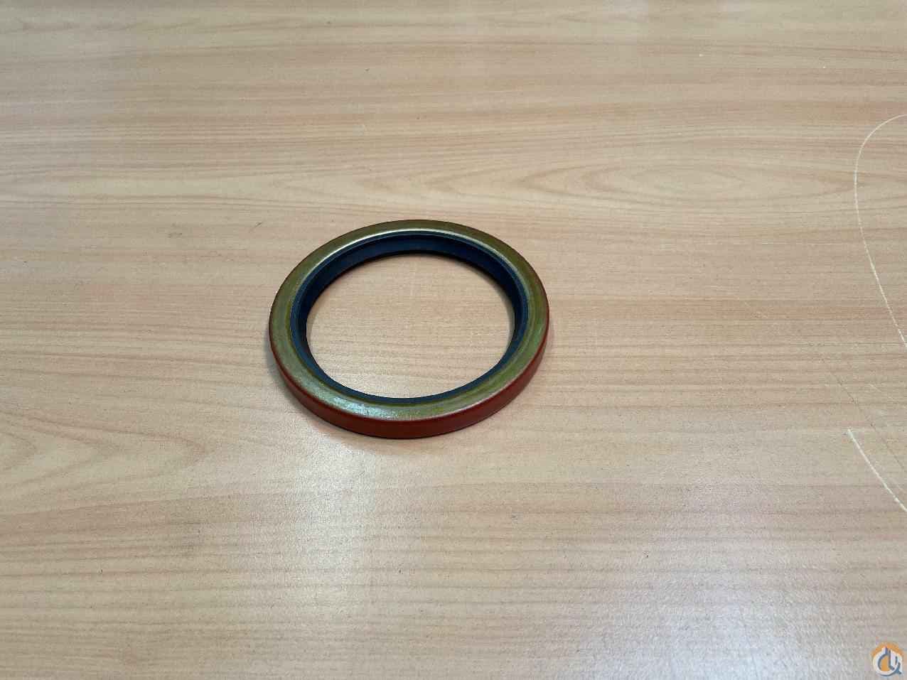 7794000264 - OIL SEAL