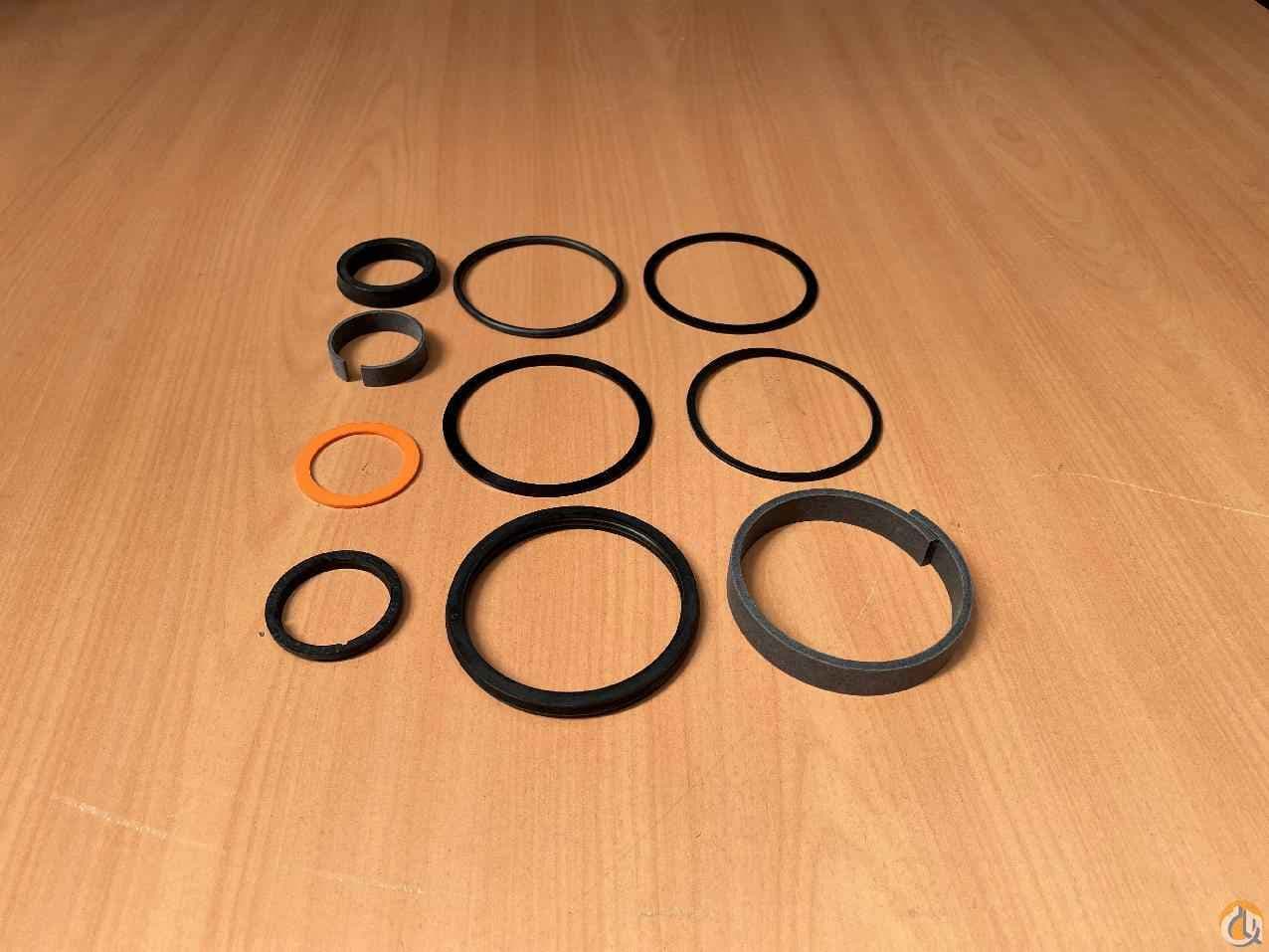 9372102660 - KIT, SEAL