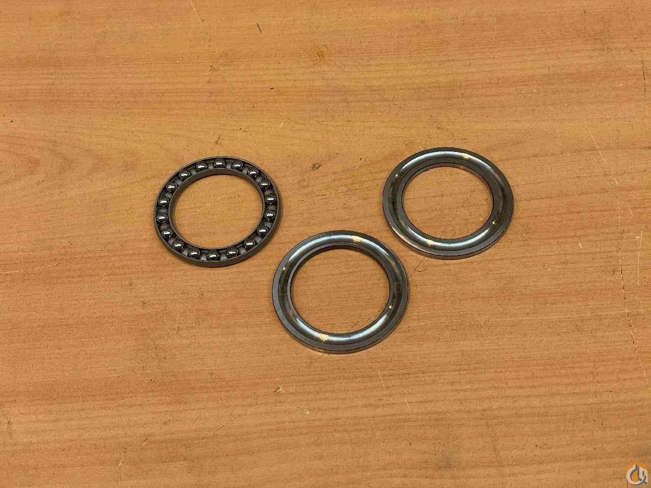 7069000303 - BEARING, BALL