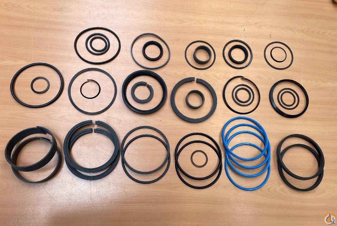 9752100694 - SEAL KIT