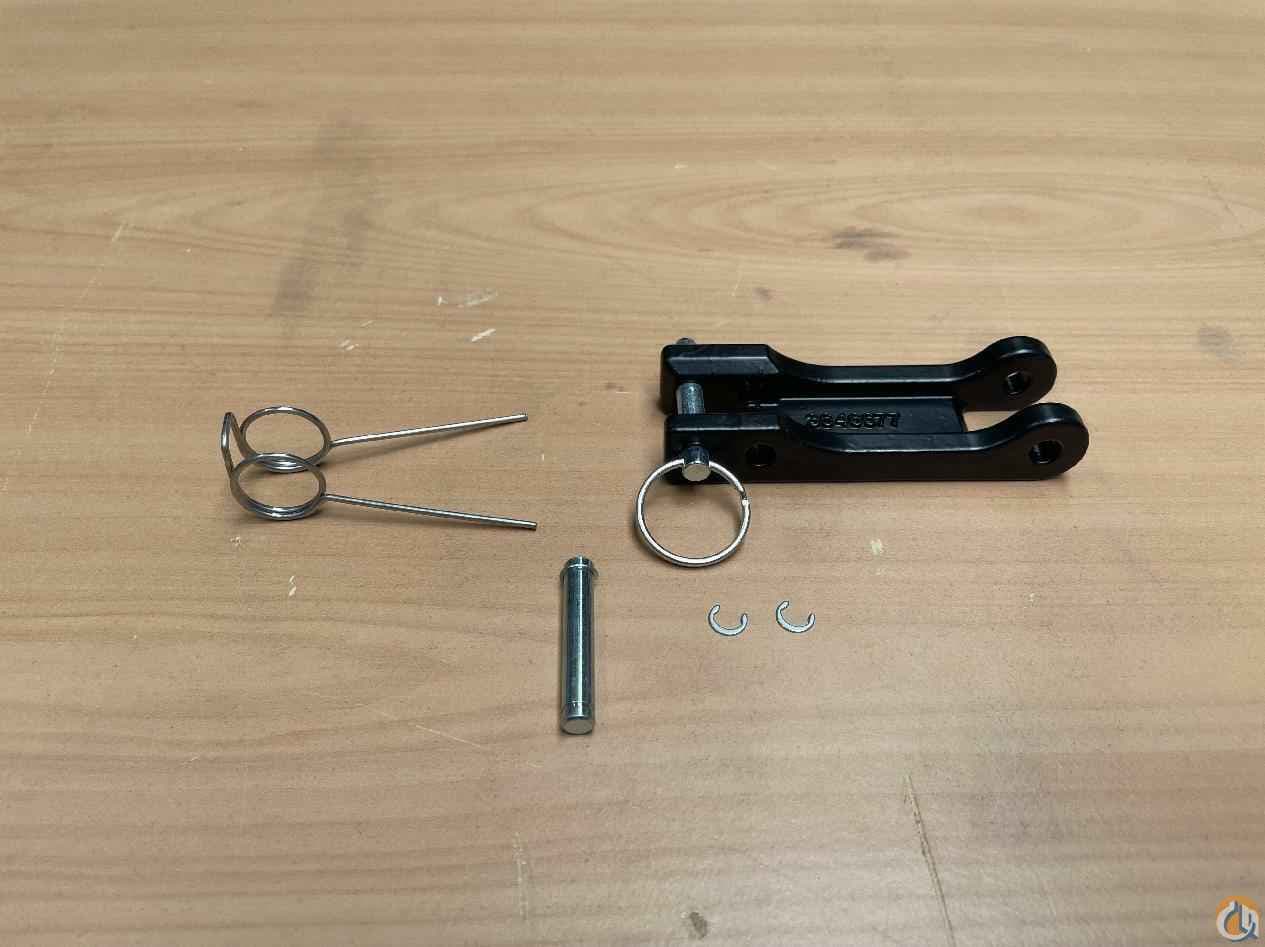 9086100822 - KIT, LATCH