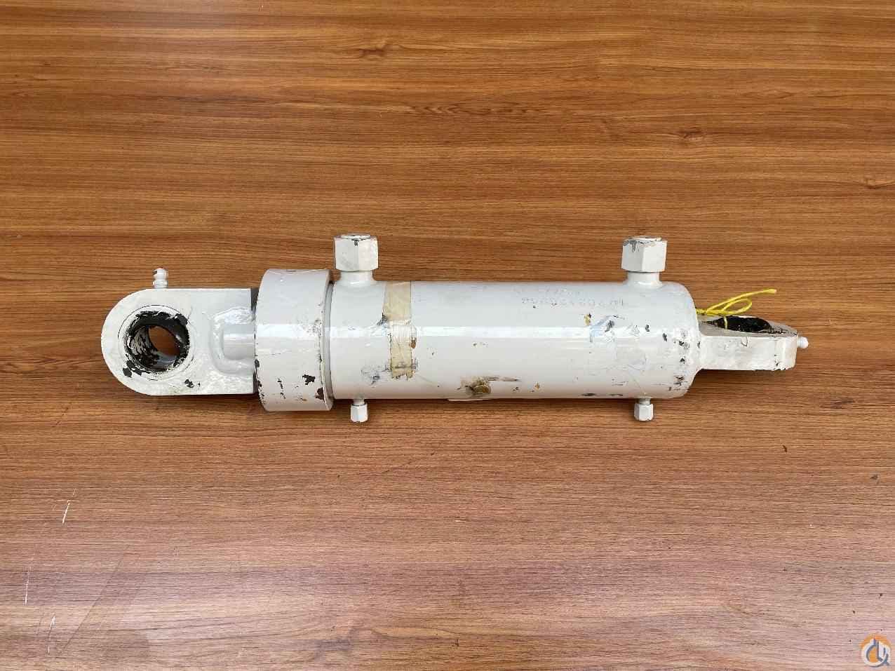 6372005773 - AXLE BLOCKING CYLINDER