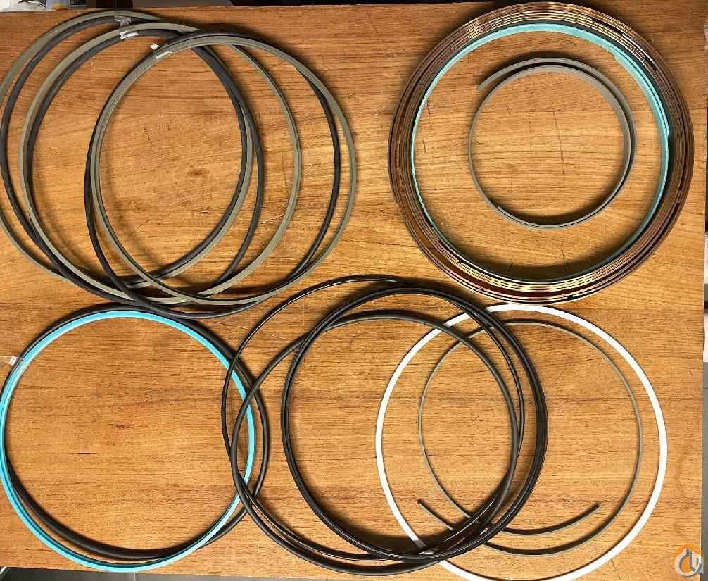 3135841 - GASKET SET