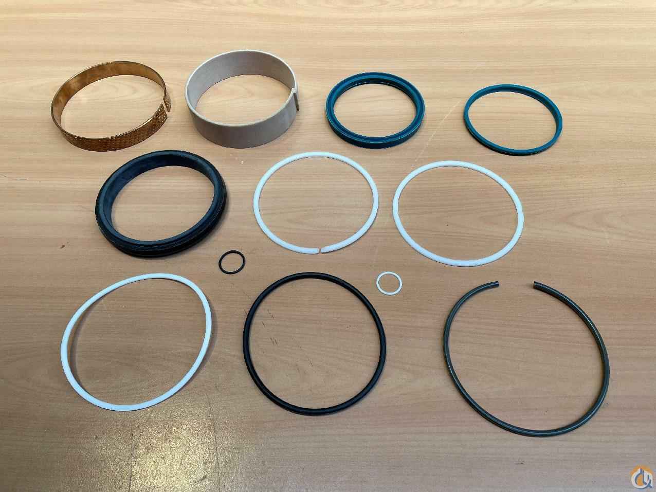 3328844 - GASKET SET