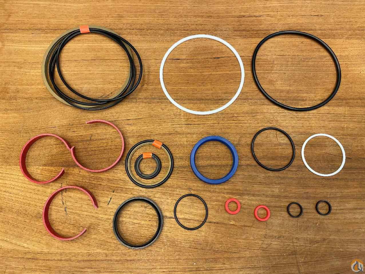 3326303 - GASKET SET