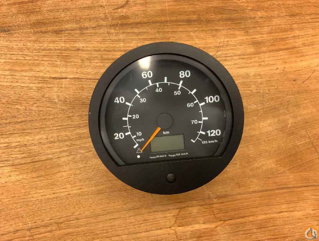 3317328 - E.- SPEEDOMETER