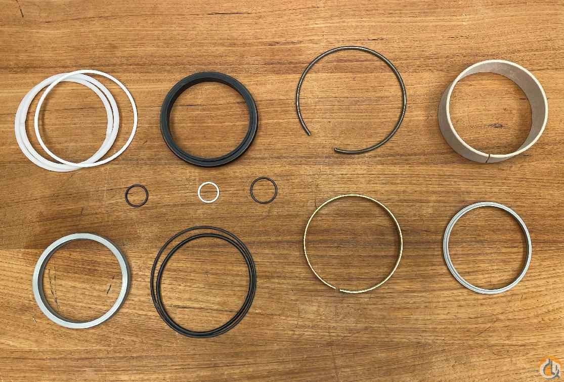 4159780 - SET OF SEALS