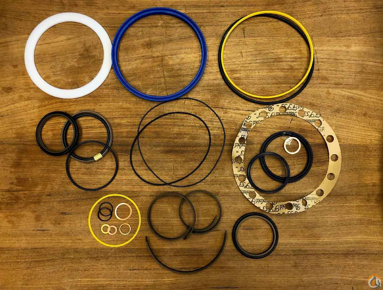 2214564 - SET OF SEALS 1