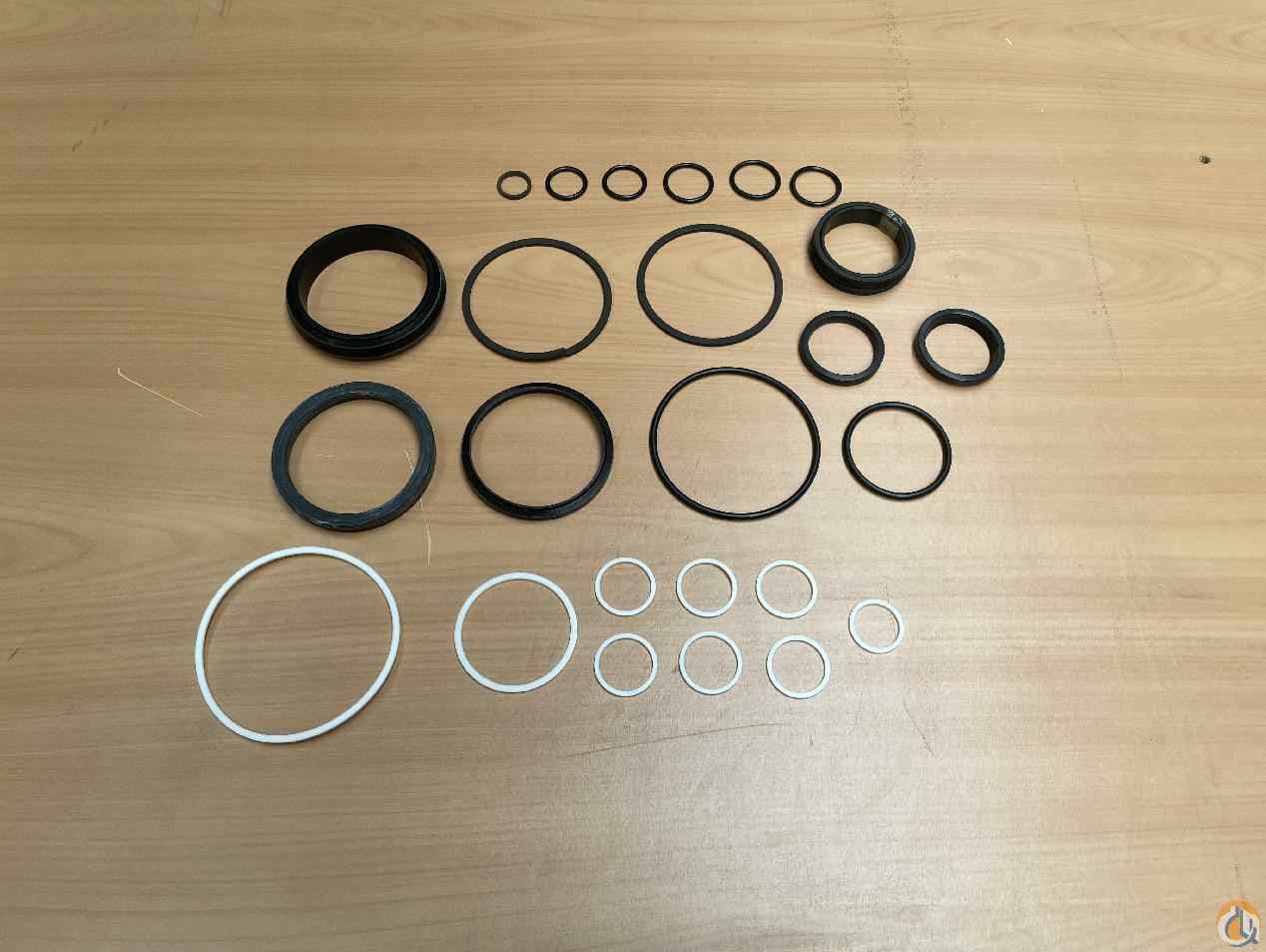 1927564 - GASKET SET FOR TELESCOPIC CYL