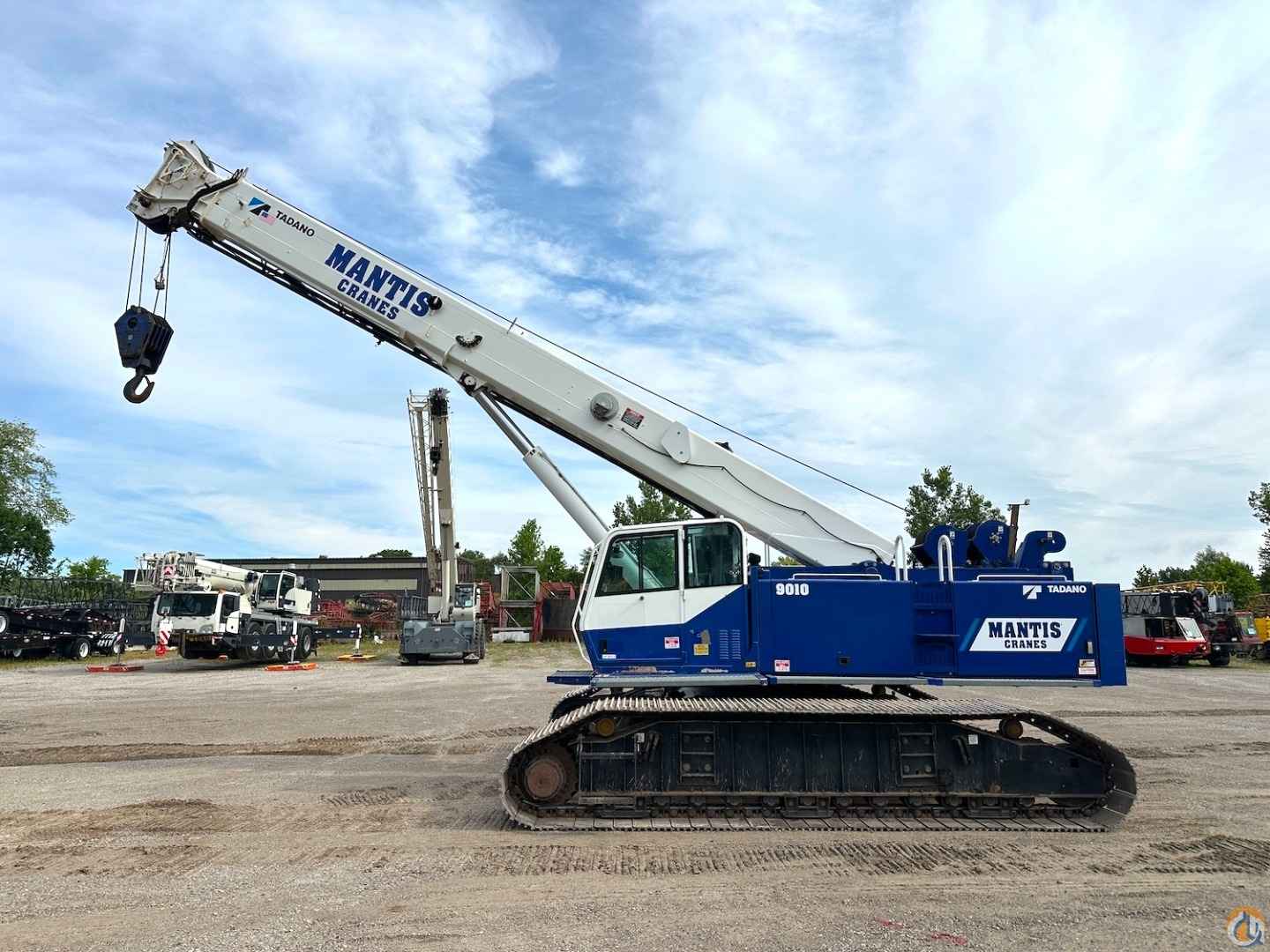 2018 Tadano Mantis 9010