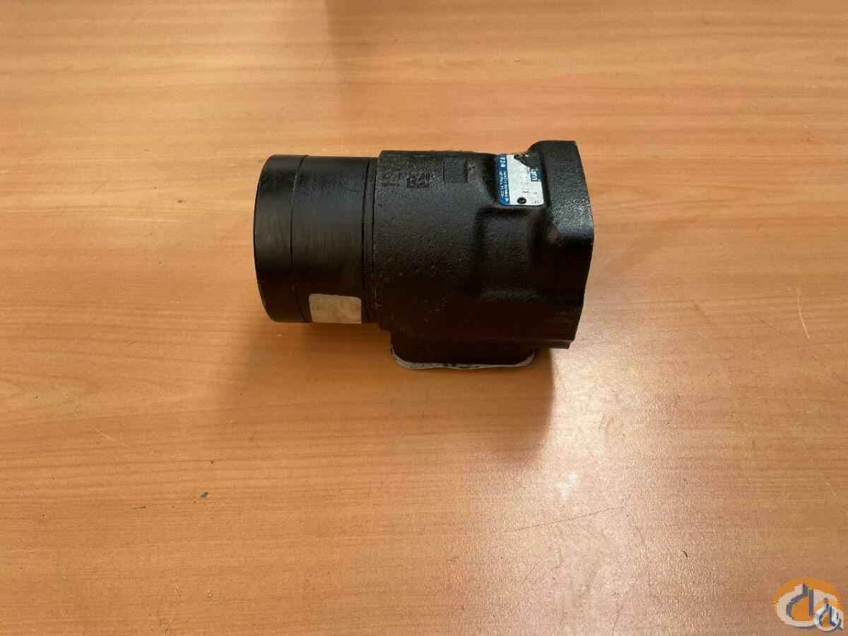 7926001867 - STEERING VALVE