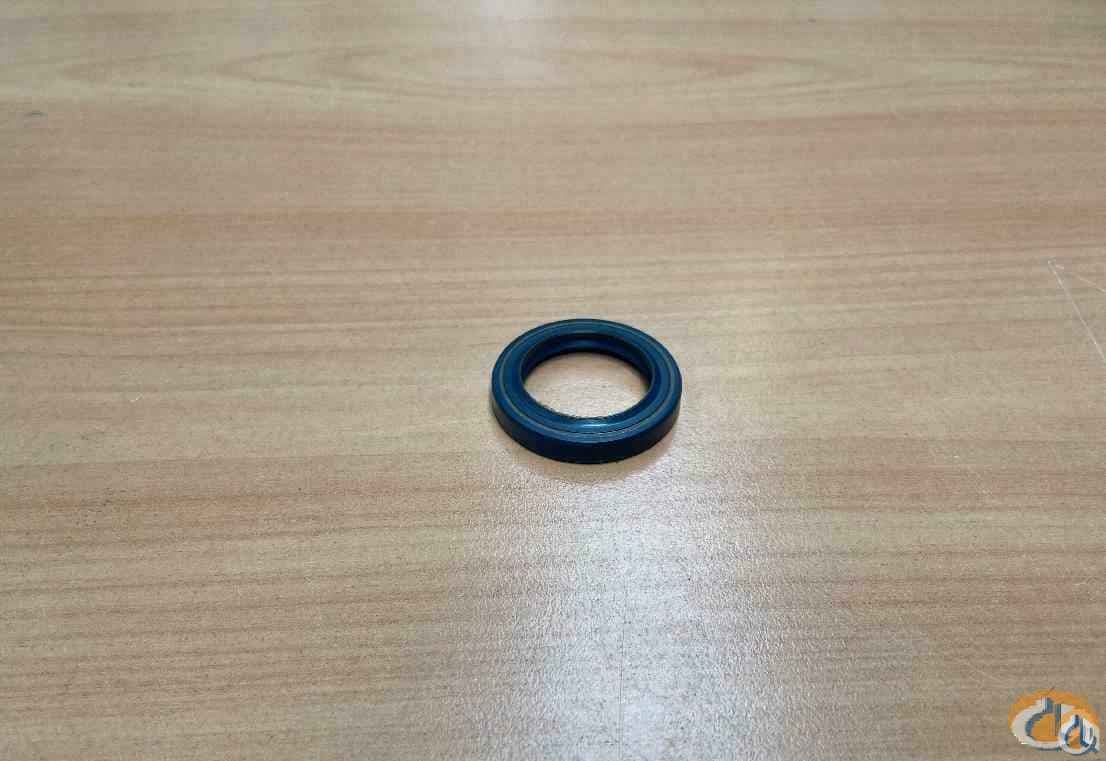 2313736 - ROTARY SHAFT SEAL