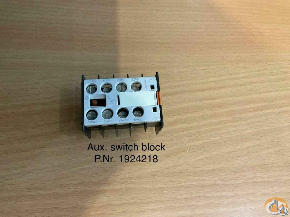 1924218 - SWITCH BLOCK