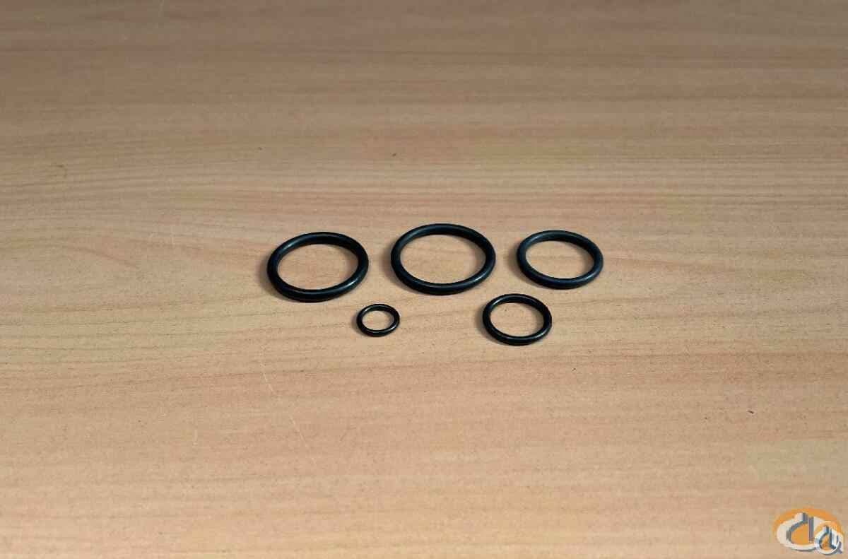 2316427 - SET OF SEALS