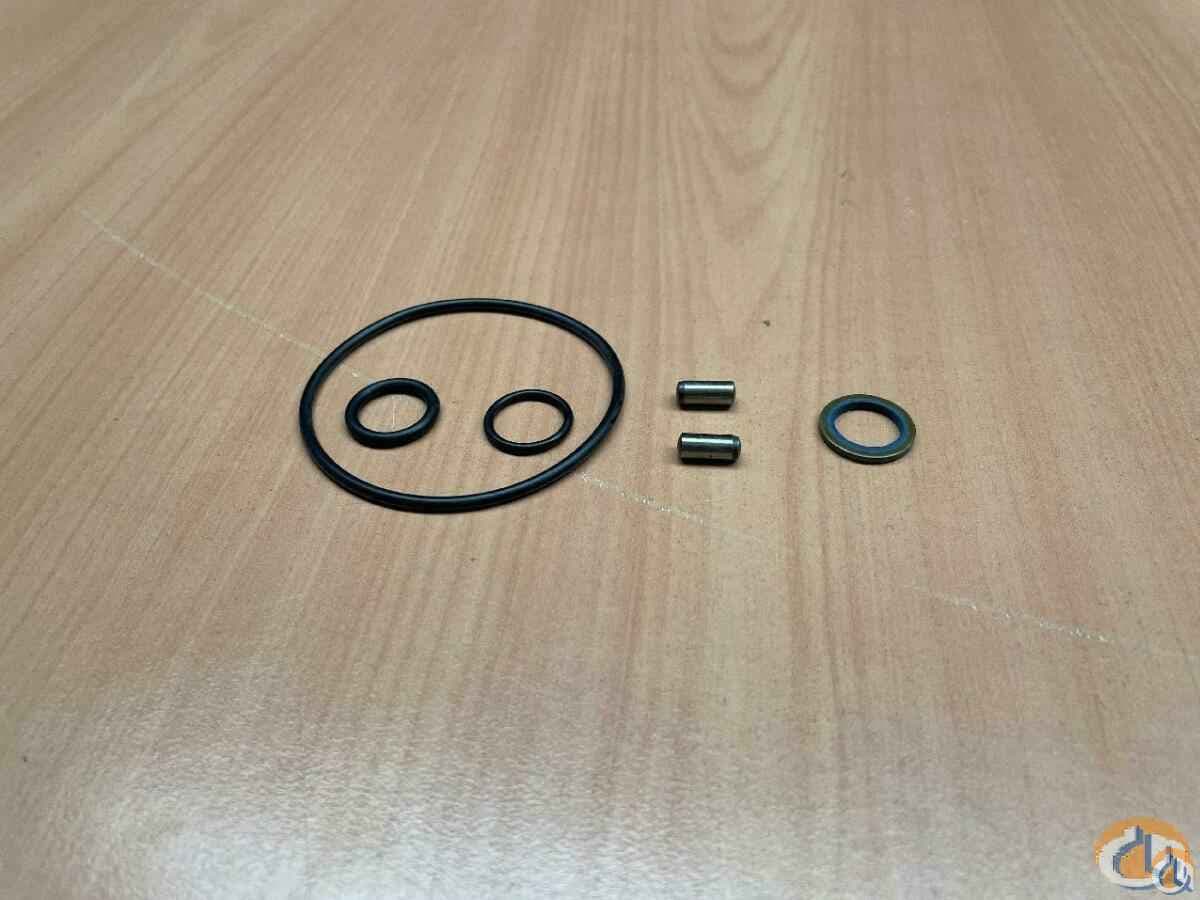 1927856 - GASKET SET