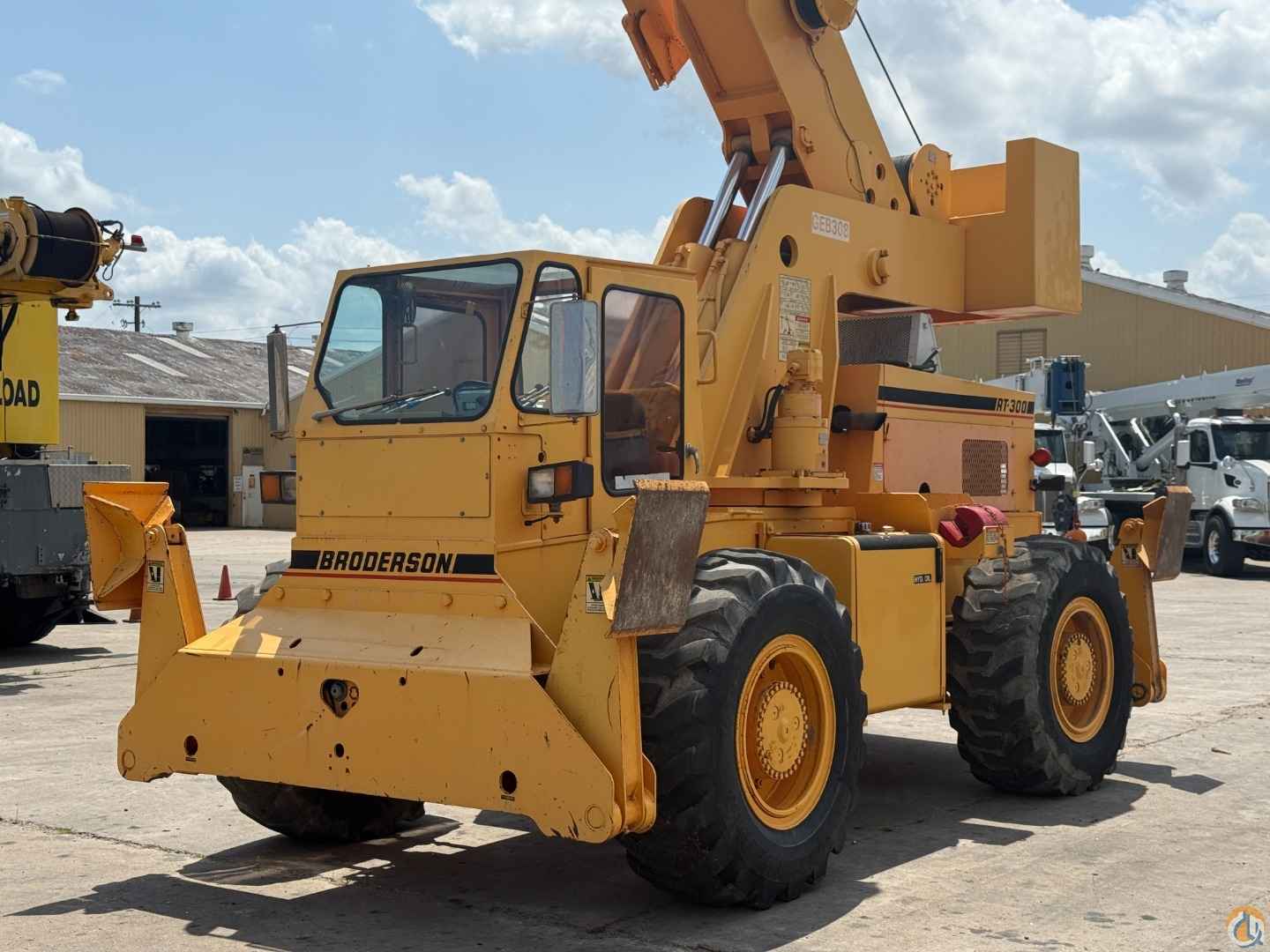 2008 Broderson RT-300-2D