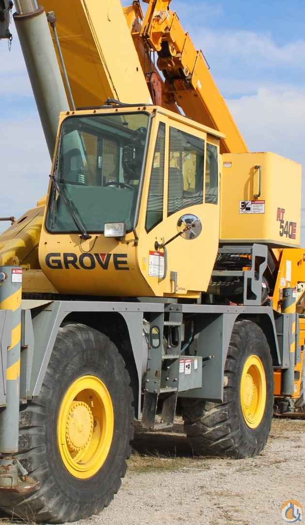2012 Grove RT540E