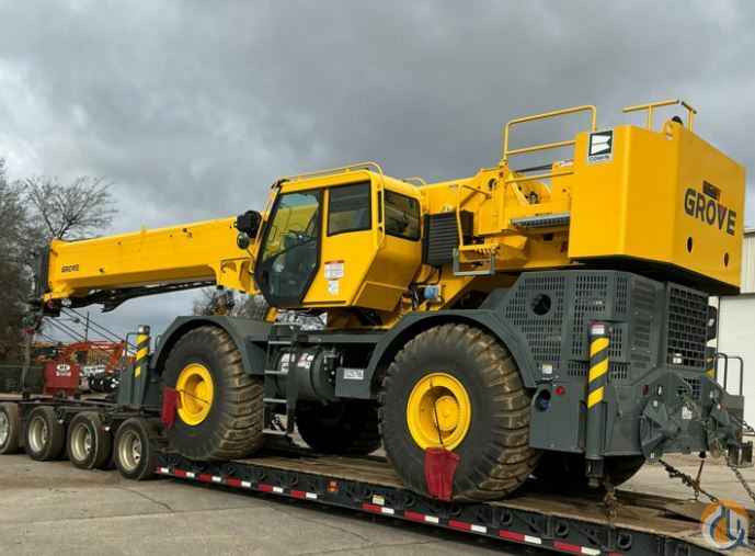 2024 Grove RT765E-2