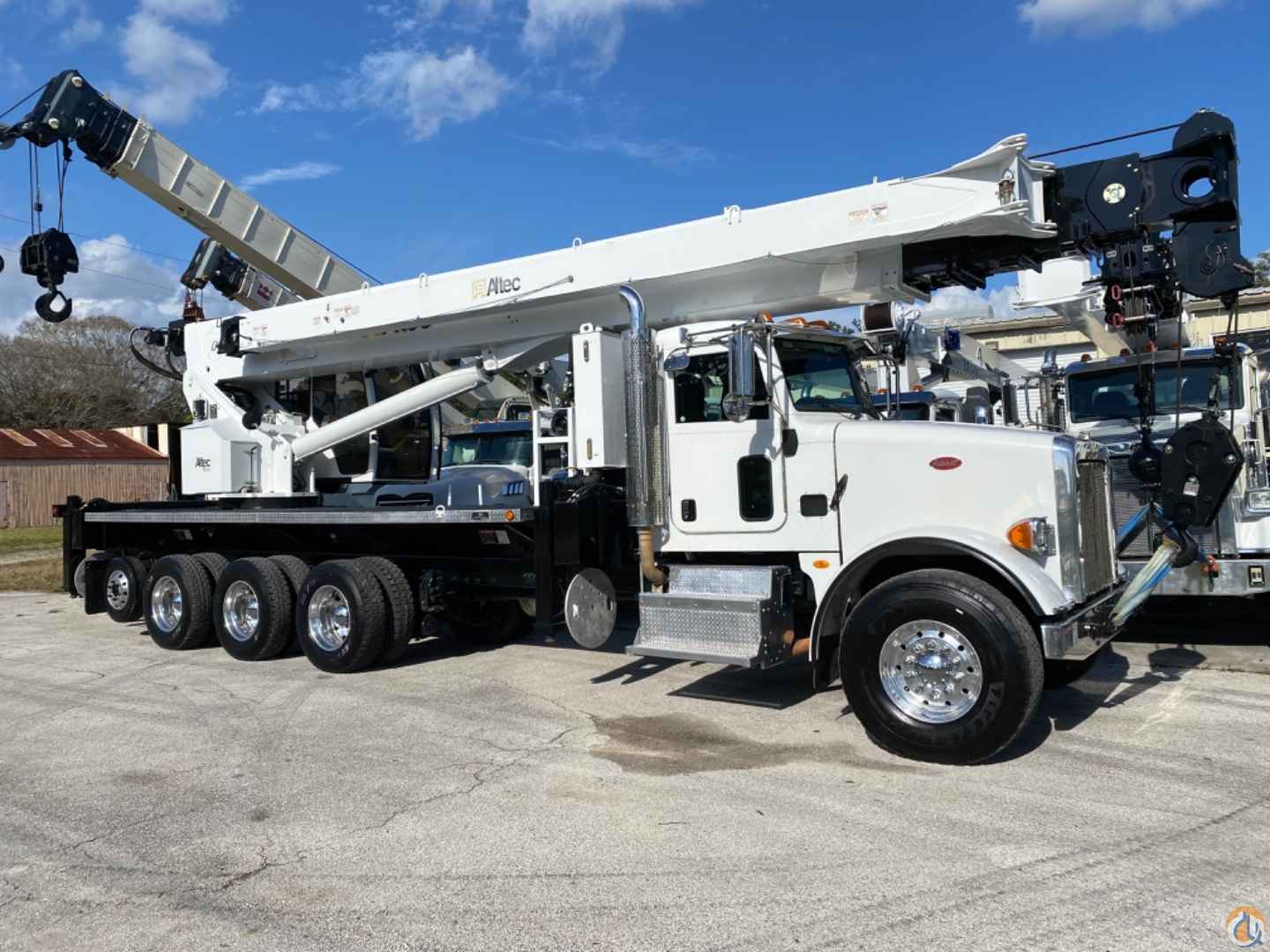 2016 Altec AC40-152S