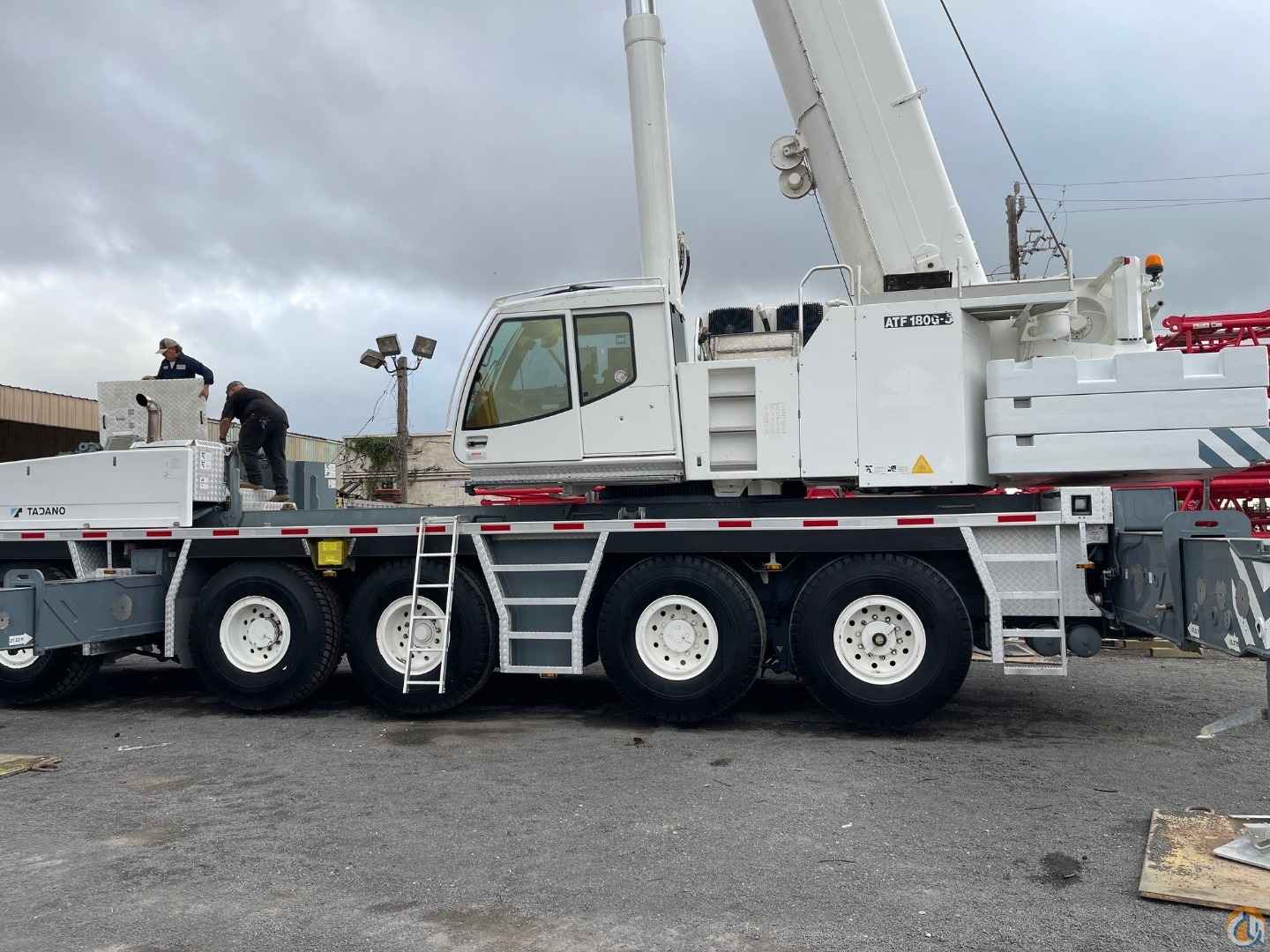 2014 Tadano Faun ATF 180G-5