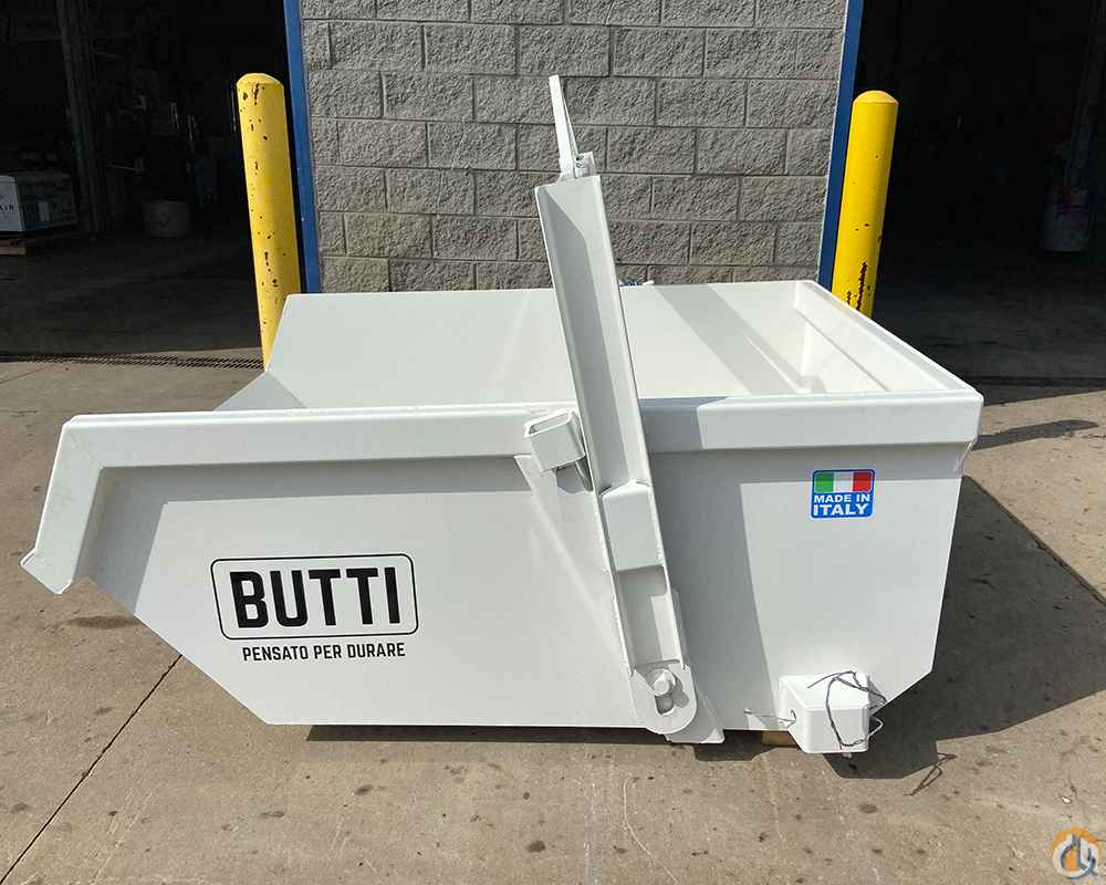 NEW self-dumping bin / hopper / skip pan