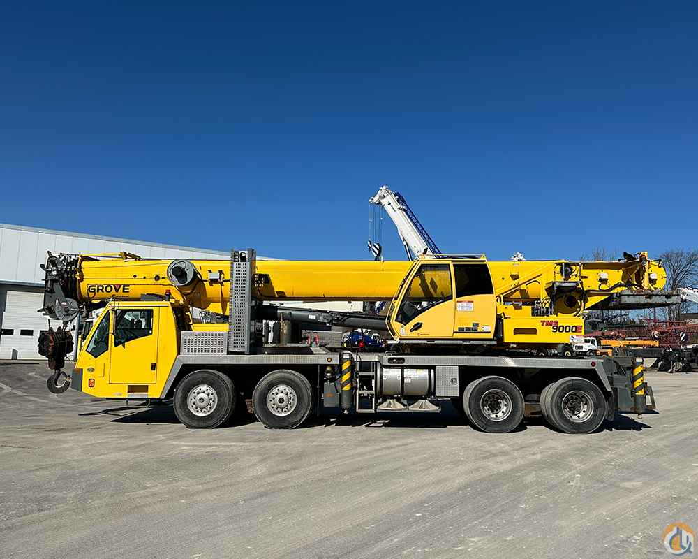 2013 Grove TMS9000E