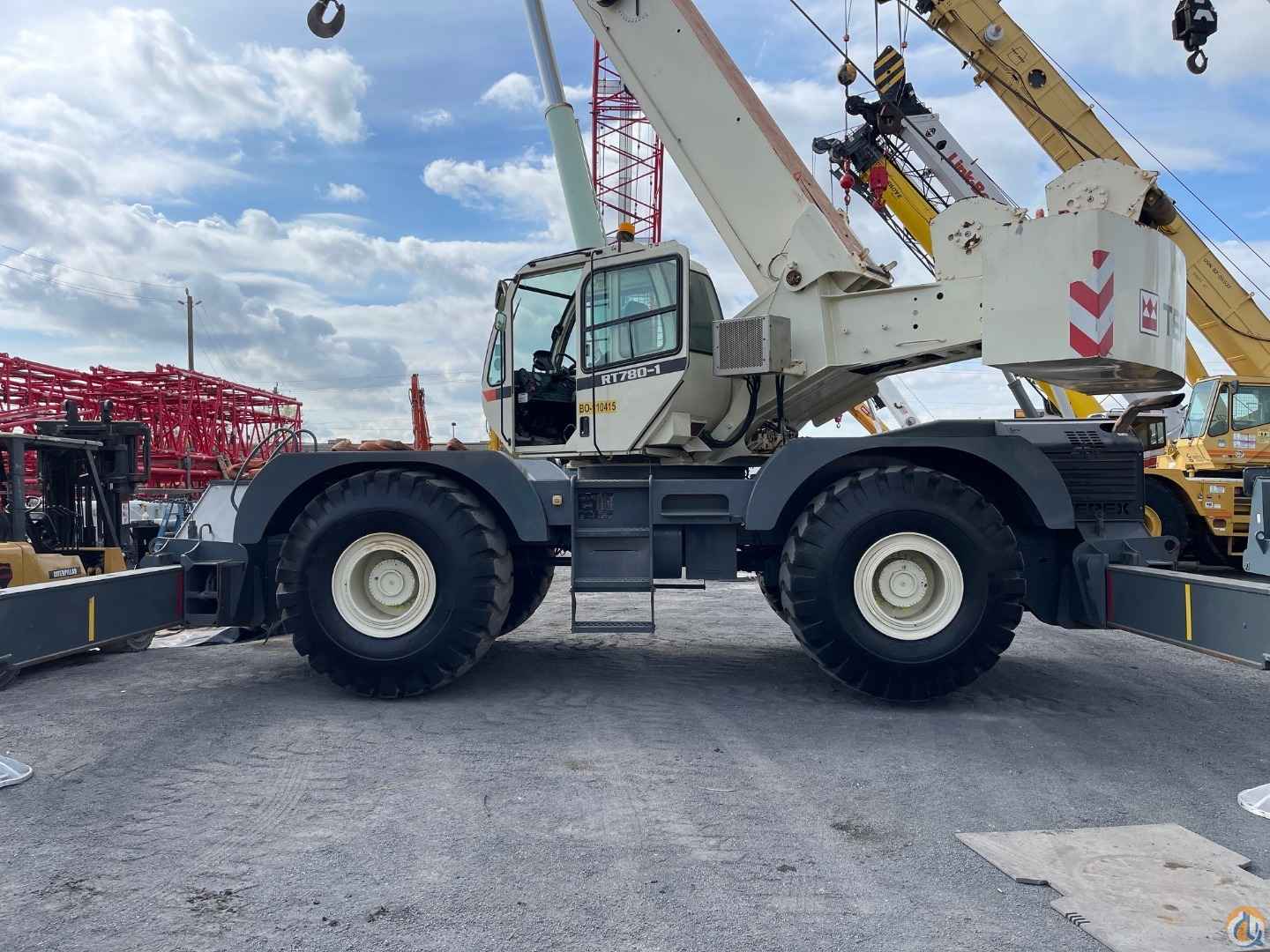 2012 Terex RT 780