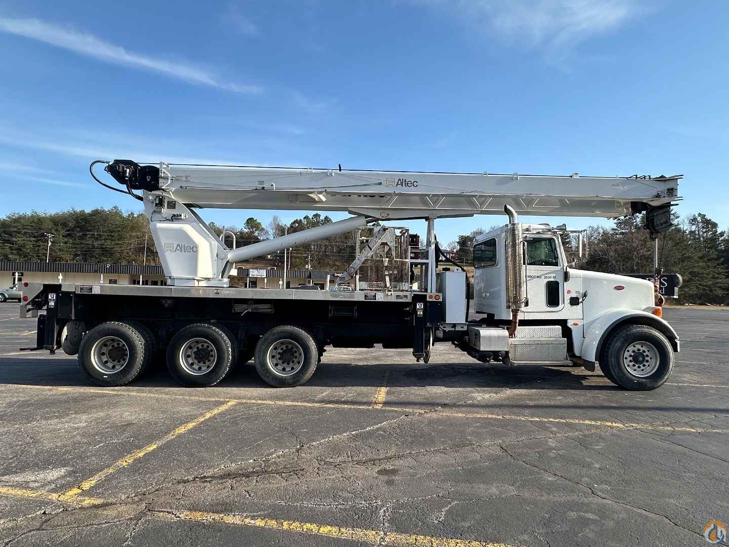 2012 Altec AC38-127S