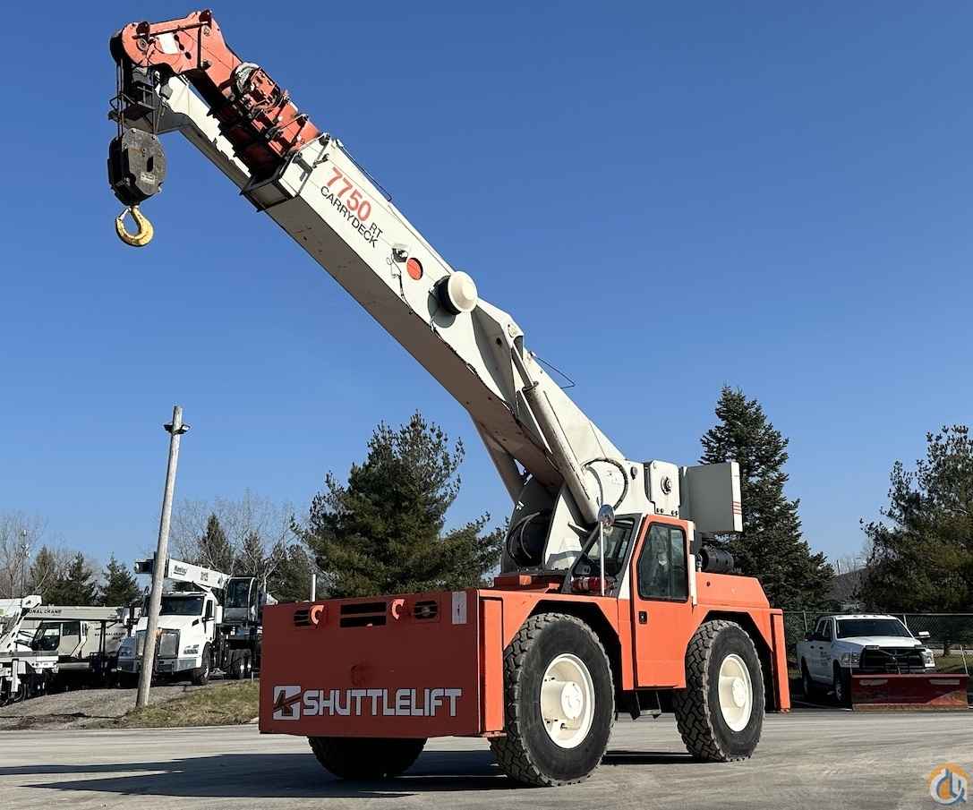 2004 Shuttlelift 7750RT
