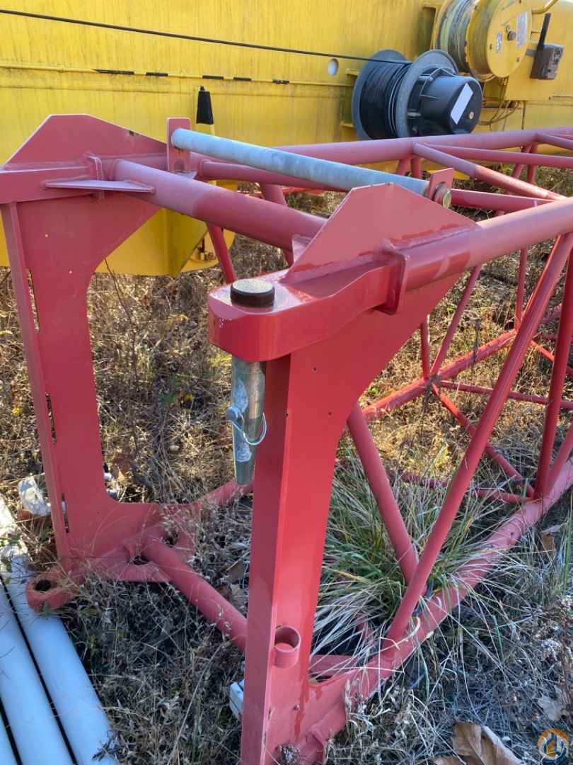 Linkbelt HTC 86100 16’ section w/ shives and 16’ section without shives