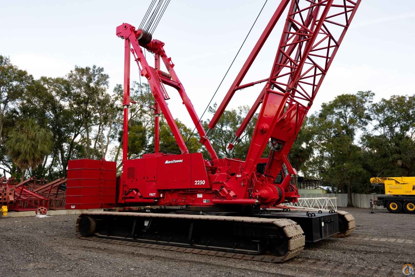 2007 Manitowoc 2250 Series III