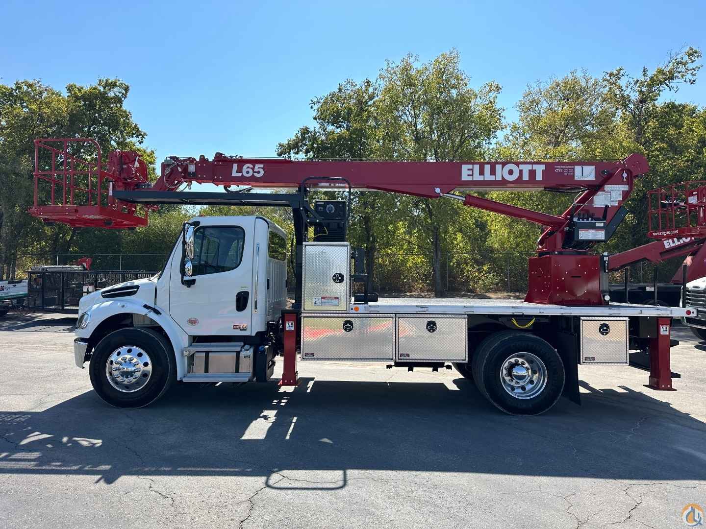 2024 Elliott L65R