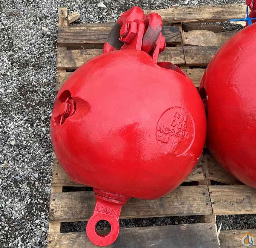 15ton headache ball, 650 lbs.