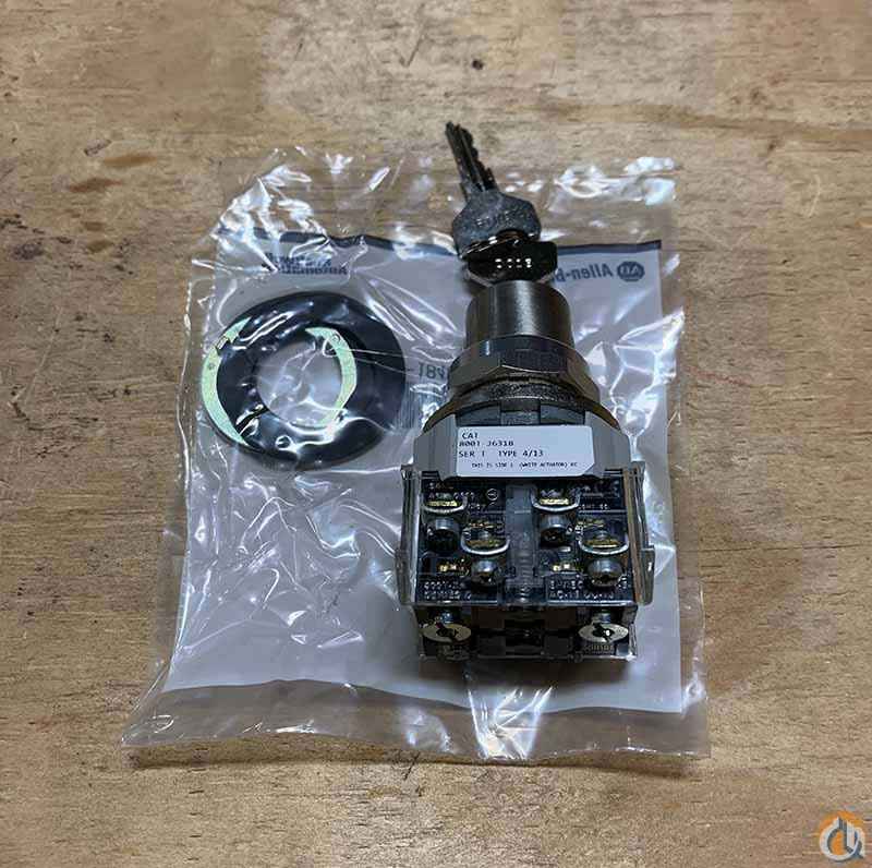 SWITCH START-STOP A-B 800T-J631B