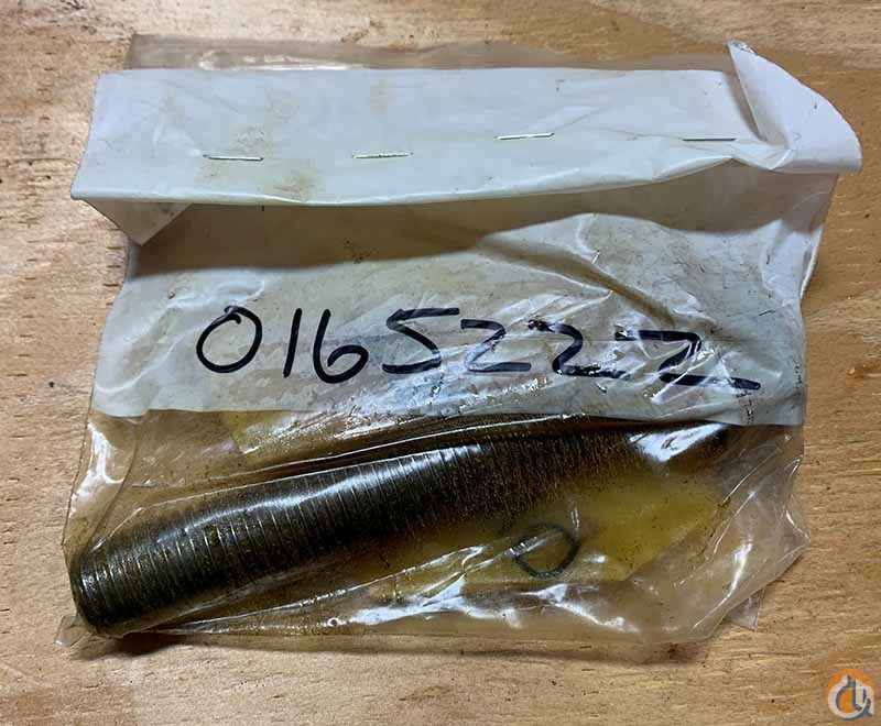 Bolt adjusting / hyd boom hoist