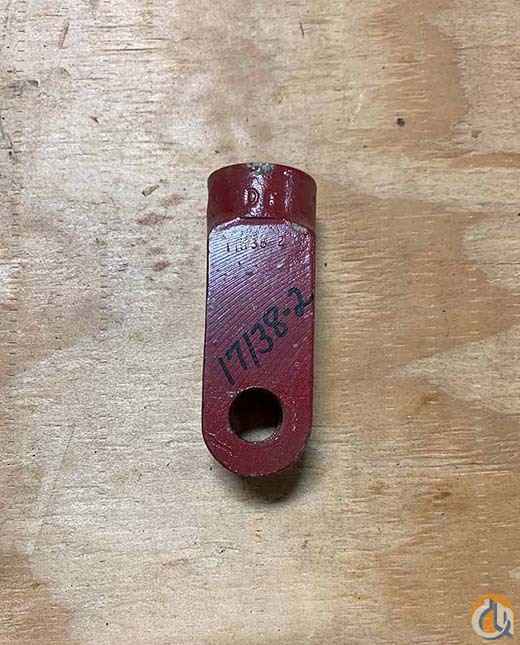 Rod End, 3/4 In/right travel clutch control